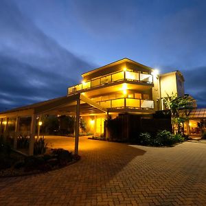 Whitesbeach Guesthouse